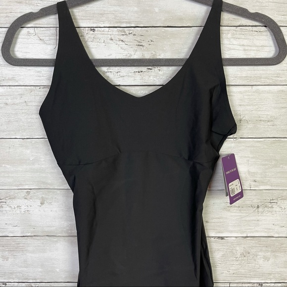 Yummie Convertible Built Up Slip NWT - Picture 6 of 9